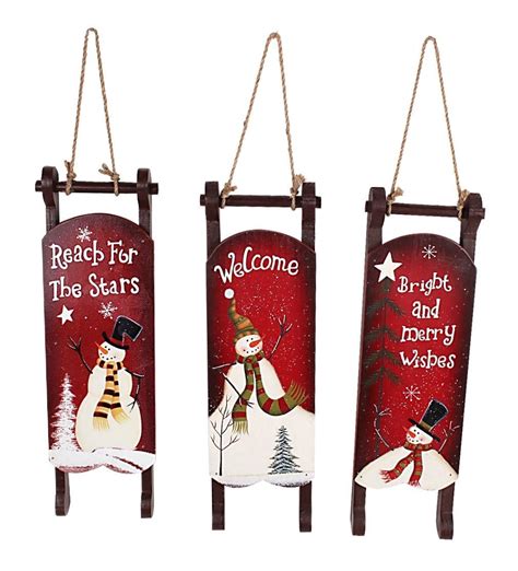 Features: -Comes with 3 different designed sleighs. -Artistic decor ...