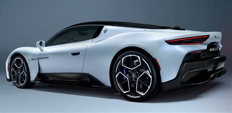 Maserati has introduced the new MC20 sports car | Spare Wheel