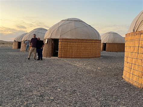 Visiting the Gates of Hell - Darvaza Crater: Turkmenistan Guide — Young ...