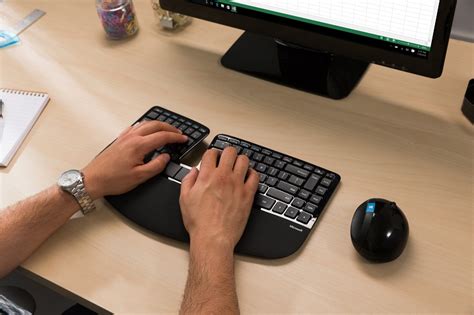 Ergonomic Keyboard and Mouse: How to Make a Pain-free Purchase - COS