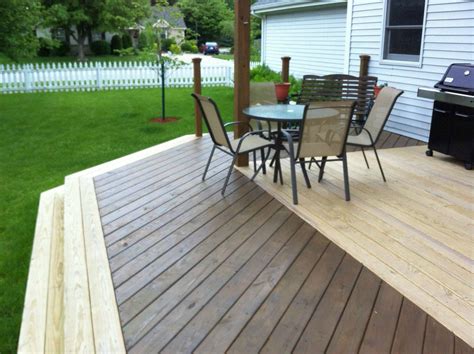 10 Spectacular Two Tone Deck Stain Ideas 2024