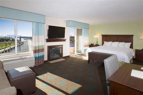 HAMPTON INN AND SUITES SUISUN CITY WATERFRONT - Updated 2022 Prices ...