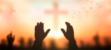 25 Different Ways to Worship God and Praise the Lord – ConnectUS