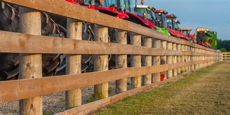 Farm Fencing: Wood Board vs. Woven Wire vs. High Tensile - Inline Fence