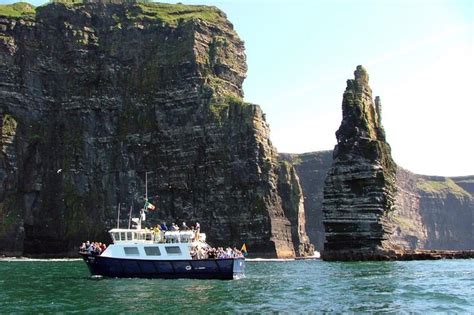 The 7 Best Cliffs of Moher Tours From Dublin [2022 Reviews] | World ...