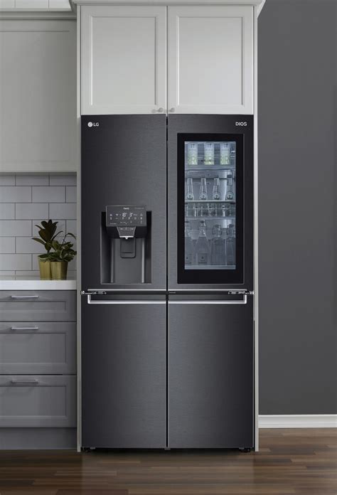 LG to Unveil Newly Designed InstaView Refrigerators at CES 2021