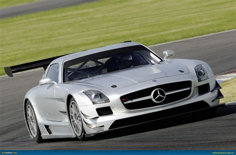 AUSmotive.com » Mercedes-Benz SLS AMG GT3 photo gallery