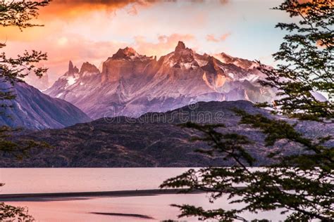 Sunrise in the Torres Del Paine NP Stock Photo - Image of lake, arenas ...