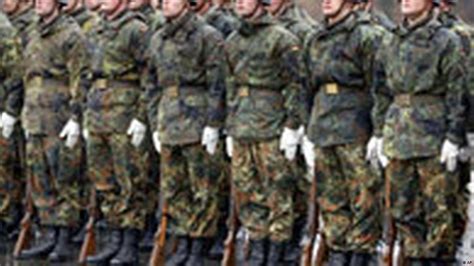 German Army Celebrates 50-Year Milestone – DW – 11/12/2005