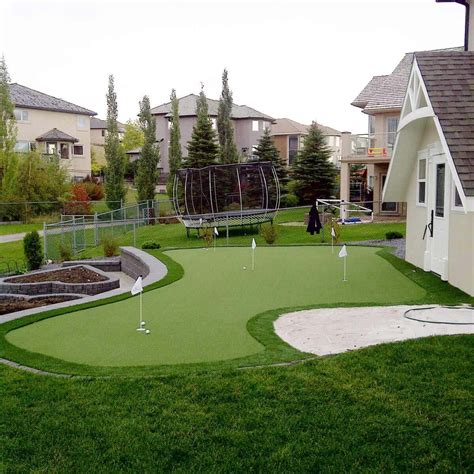 19 Backyard Putting Greens That You'll Love | Family Handyman