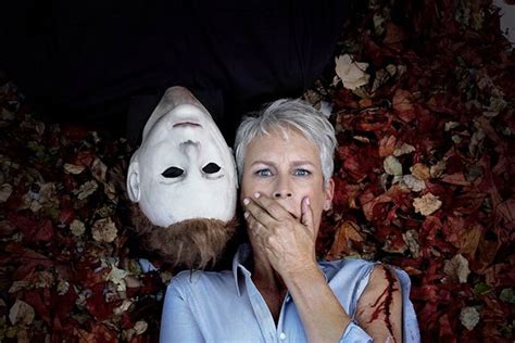 Michael Myers surge sem máscara em trailer definitivo de 'Halloween ...