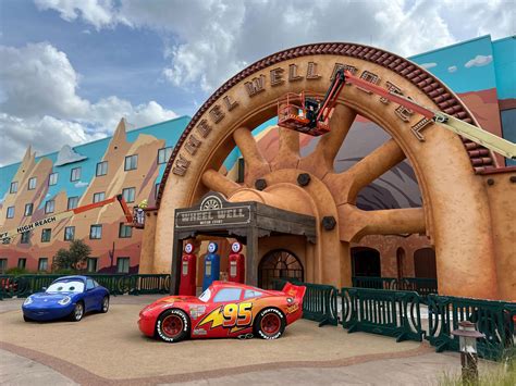 Repainting of Cars and Lion King Areas Continue at Disney's Art of ...