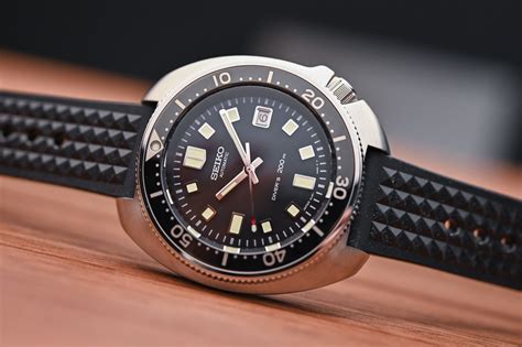 Review - Seiko 1970 Diver’s Re-Creation SLA033 (Specs & Price)