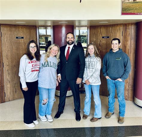 State Representative Rowe Visits | East Juniata High School