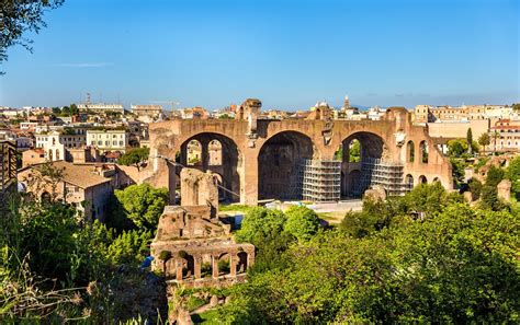 Basilica of Constantine | Byzantine architecture, 4th century, Rome ...