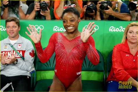 Photo: simone biles vault gold medal rio olympics 24 | Photo 3733543 ...