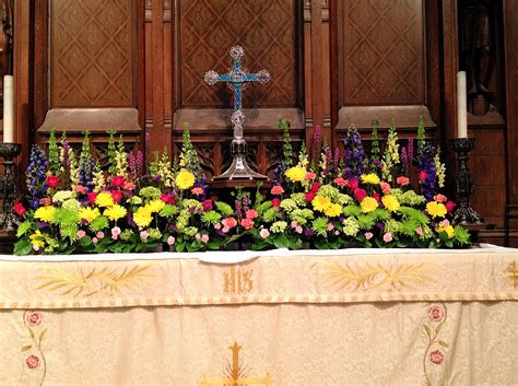 Easter altar | Flores