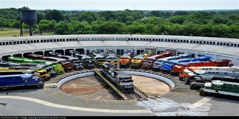 Train turntable at the Transportation Museum in Spencer, North Carolina ...