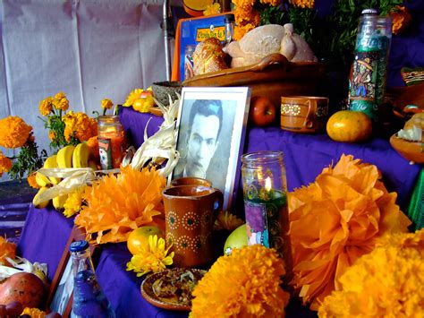 Day of the Dead altars honor family, heritage | Oakland North