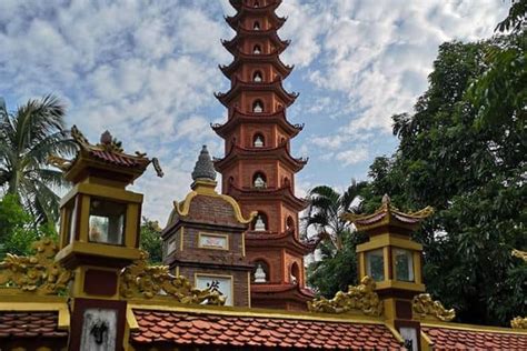 14 Best Temples in Vietnam | List of Famous & Ancient (Photos, Map)