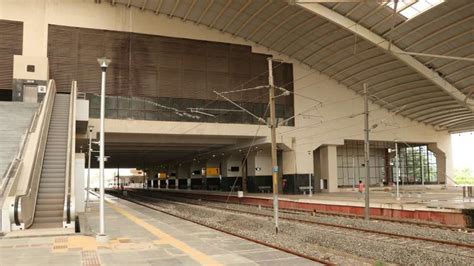 Gandhinagar Railway Station new look light show photos redeveloped ...