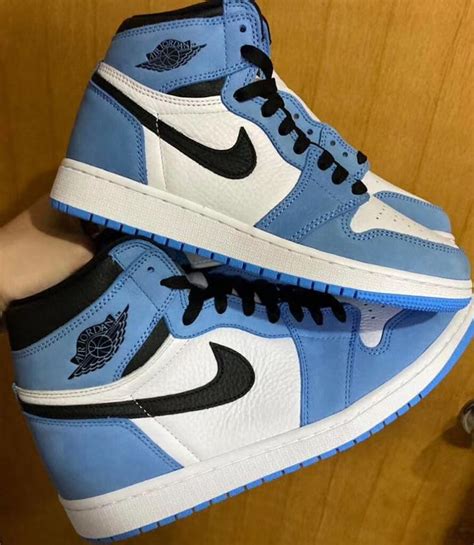 New Look At The Air Jordan 1 Retro High OG "University Blue" | Sneaker Buzz