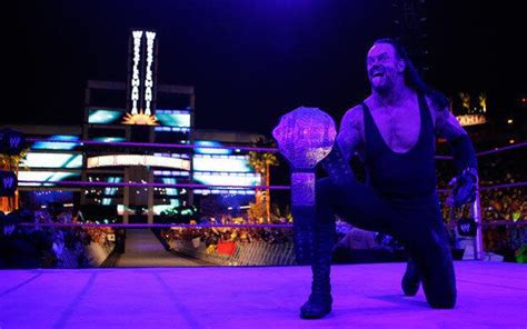 (Almost) 5-Star Match Reviews: The Undertaker vs. Edge - WWE ...