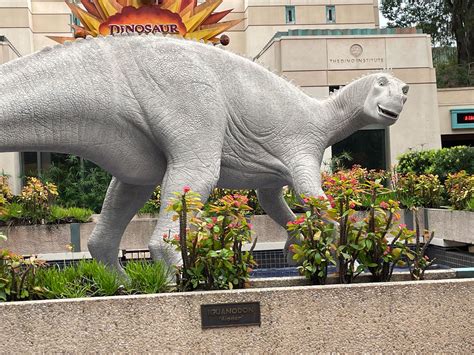 PHOTOS: Aladar Painted With Grey Primer During Exterior DINOSAUR ...