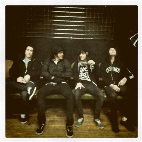 The lovely guys of PTV (: | Pierce the veil, Tony perry, Jaime preciado