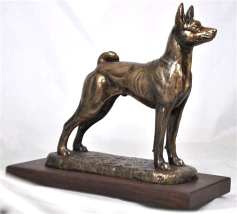 Basenji sculpture | Скульптура, Статуэтки, Растения