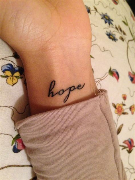 34 Small & Cute Tattoo Ideas With BIG Meaning Behind Them For Women