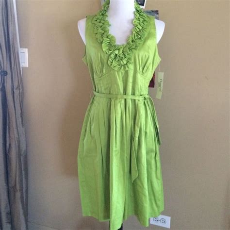 Such a pretty dress in Kiwi color! NWT. | Pretty dresses, Dresses ...