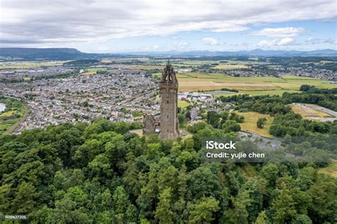 Aerial View Of The National Wallace Monument Stock Photo - Download ...