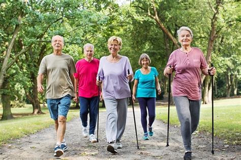 Top 5 Physical Activities and Sports for Seniors | Riddle Village