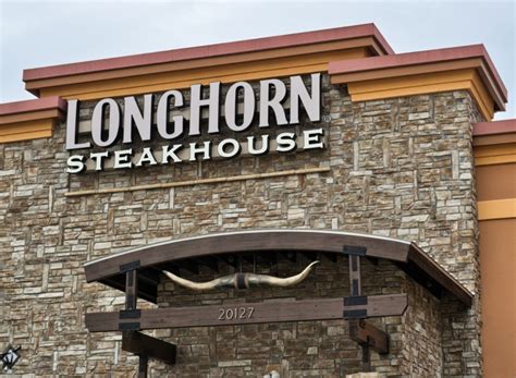 Customer Service At Longhornsteakhouse.com - 5 Ways To Contact | Giving ...