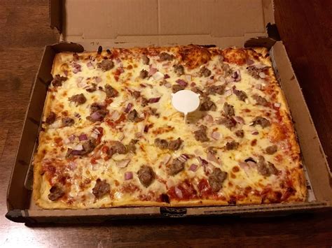 Ledo Pizza Food Review II - DC Outlook