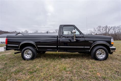 1995 Ford F-150 XLT With Just Over 4K Miles Up For Auction