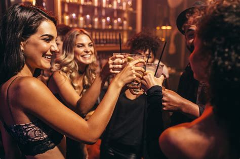 Bottle Service: Do Vegas Like a VIP | No Cover Nightclubs