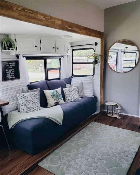 RV Remodel Ideas: 23 Ways to Upgrade Your Camper | Extra Space Storage ...