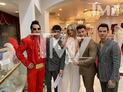 Joe Jonas and Sophie Turner Pose with Elvis Impersonator After Wedding