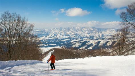 Guide to Nozawa Onsen ski resort: where to stay, what to do, when to go