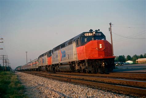 "SDP40F": Amtrak's First New Road Power