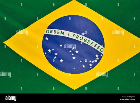 Hora Prestador desierto colores bandera brasil Robusto El extraño olvidar