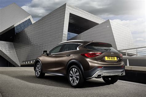 Official: Infiniti Unveils QX30 Compact Crossover In LA | Carscoops