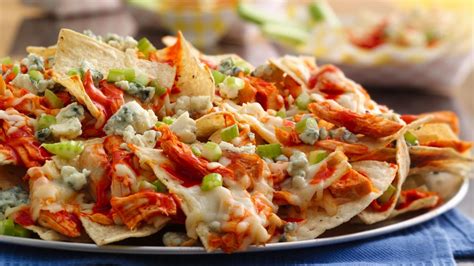 Buffalo Chicken Nachos Grande recipe from Pillsbury.com