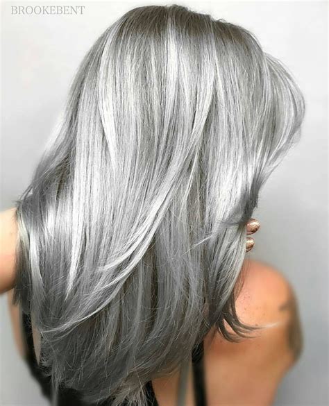 33 Gorgeous Gray Hair Styles You Will Love – Page 2 – Eazy Glam