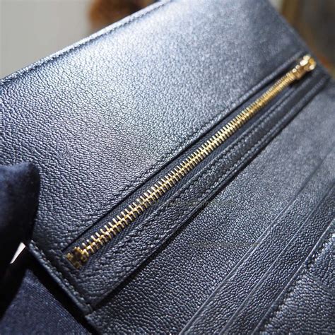 Replica Hermes Bearn Wallet Handmade in ck89 Noir Matte Porosus ...