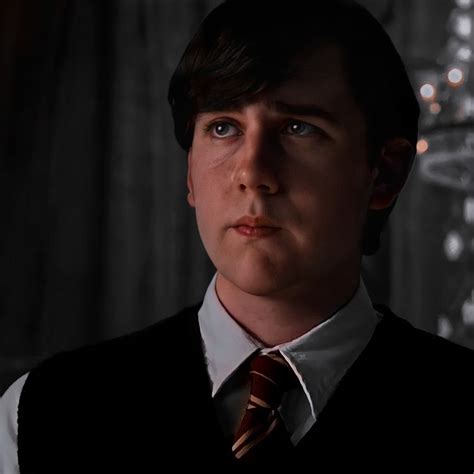 𖤝 Neville Longbottom icon in 2024 | Harry potter neville, Neville ...