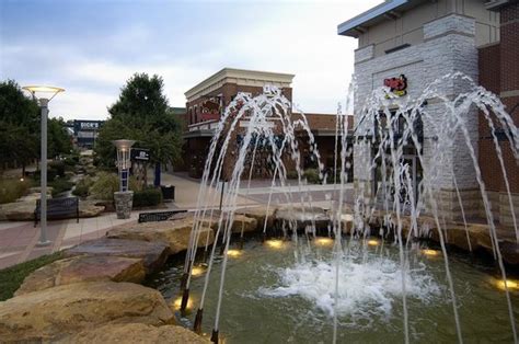 Triangle Town Center (Raleigh) - All You Need to Know BEFORE You Go ...