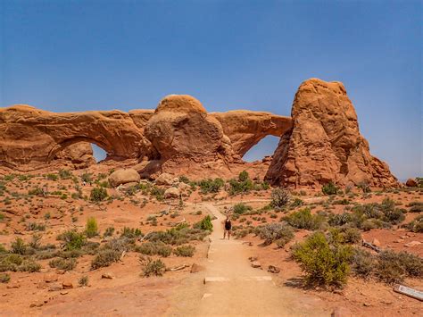 Driving Arches National Park - Moab, Utah - National Sights Series